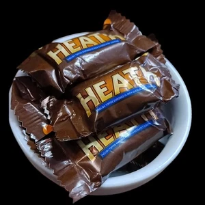Barras de caramelo HEATH MILK CHOCOLATE, TAMAÑO DIVERTIDO EN BOLSA DE 2 lb - Imagen 1 de 11