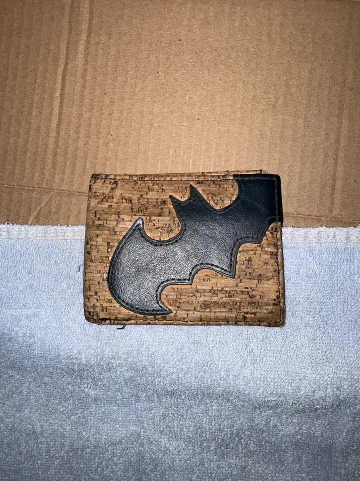 USED Bioworld DC comic Batman Bi-fold brown and black Cork Wallet - Image 1 of 4
