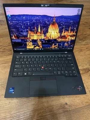LENOVO THINKPAD X1 CARBON GEN 10 14" TELA SENSÍVEL AO TOQUE I7-1270P 2.20GHZ 16GB 512GB - Imagem 1 de 4