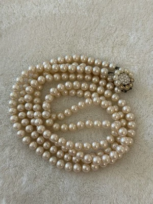 Marvella Vintage 60s Double Strand Pearl Necklace 14” 15” Needs Repair - Image 1 of 4
