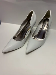 Zapatos de salón City Classified para mujer con punta puntera puntiaguda de cuero blanco talla 8,5 - Imagen 1 de 5