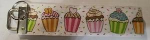 handmade keychain, key fob, wristlets pastel cupcakes - Picture 1 of 1