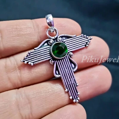 Chrome Diopside Gemstone 925 Sterling Silver Cross Handmade Pendant Jewelry/p481 - Image 1 of 4