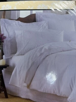 Nuevo juego de sábanas dobles bordadas de encaje blanco percal de lujo Heirloom Collection Foto 1 de 4