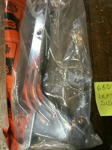 HARLEY-DAVIDSON big twin SPOTLAMP PASSING LAMP FORK BRACKET GENUINE LEFT B13 - Picture 1 of 8