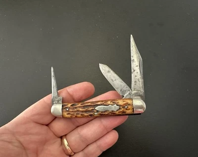 Vintage, Cattaraugus 321890 Pocket Knife with Punch Blade - USA - Image 1 of 4