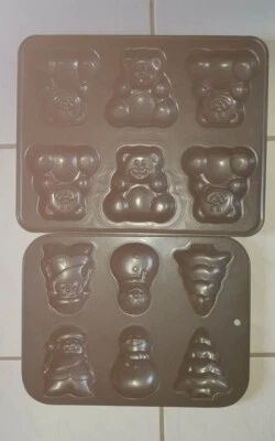 2 Kinder Backformen Weihnachtsmann Schneemann Tannenbaum Teddy - Bild 1 von 4