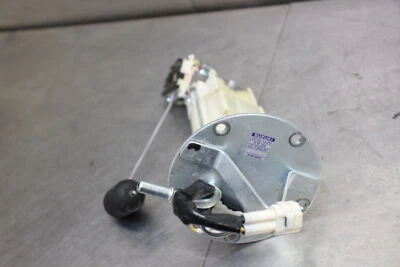 13-19 2013 Suzuki GSXR 750 Fuel Pump  TESTED Foto 1 de 4
