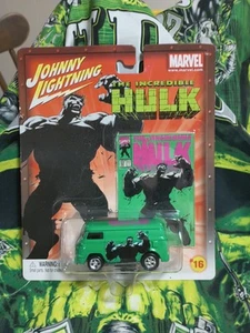 2002 Vintage Johnny Lightning/ Marvel Series - Hulk ( Green VW Bus w/ RR) #16 - Picture 1 of 6