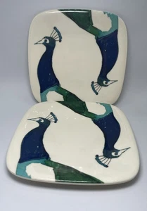 2 Platos Cuadrados de Melamina Aperitivo Diseño Pavo Real desde Umbral 6" Cuadrados Usados en Excelente Condición - Imagen 1 de 3