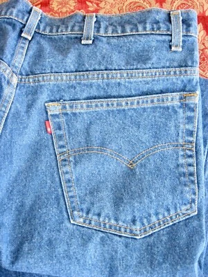 JEANS VINTAGE PARA HOMBRE LEVI STAUSS LEVI'S LENGÜETA EN BLANCO BOLSILLOS GRANDES PIERNA RECTA 40 W Foto 1 de 4