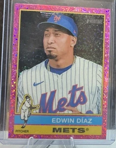 2025 Topps Heritage #243 EDWIN DIAZ PINK SPARKLE CHROME New York Mets - Bild 1 von 2
