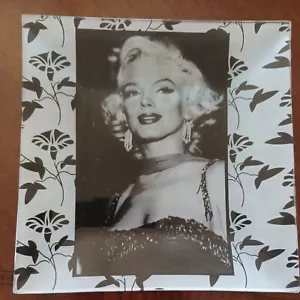 Marilyn Monroe Set of 4 Square Glass Plates 6 1/2"x 6 1/2" - Picture 1 of 4