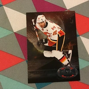  Jarome Iginla #18 Flames  2012/13 UD Fleer Retro 1997-98 Metal Universe Skybox - Picture 1 of 2