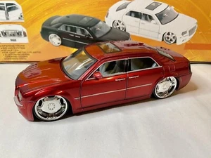 Jada Dub City Chrysler 300C 1:24 Diecast display box (4) Colors NOS - Picture 1 of 7