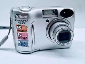 NIKON COOLPIX E4600 4.0 Megapixels 3x Zoom, Digital Camera - Picture 1 of 4