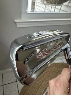Mizuno Silver Cup 7 Iron Single Club Right Handed - Image 1 of 4