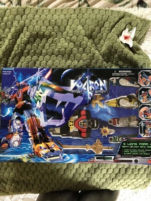 Robot de metal fundido a presión Voltron Defender of the Universe 1997 Trendmasters Foto 1 de 4