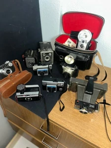 Vintage Camera Bundle. 8 Different Vintage Cameras. - Picture 1 of 8