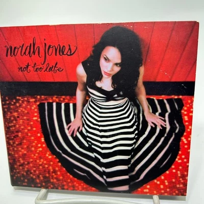 Norah Jones - Not Too Late CD 2007 Jazz Blue Note Label - Image 1 of 2