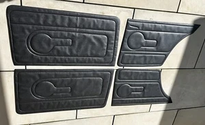 Brandneu Fiat 131 SUPER Mirafiori Regatta INNEN TÜRKARTEN VERKLEIDUNGEN SCHWARZ - Bild 1 von 4