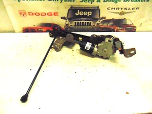CHRYSLER GRAND VOYAGER 2008-12 POWER TAILGATE LIFT MOTOR & ARM - Picture 1 of 8