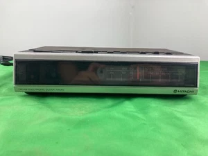 Vintage Hitachi AM/FM Electronic Alarm Clock/Radio, Model KC-658H Walnut Finish - Picture 1 of 6