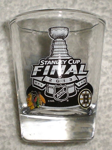2013 NHL STANLEY CUP FINALS shot GLASS Boston Bruins VS Chicago Blackhawks Cover