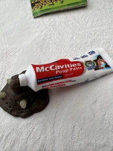 MEGA GROSS MINIS SPIELZEUG MIT SCHLEIM MCCAVITIES POOP PASTE - Bild 1 von 5
