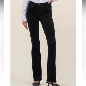 KUT Black Dark Baby Bootcut Corduroy Pants Size 0 - Picture 1 of 10