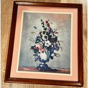 Vintage Blumenstillleben gerahmter Kunstdruck • Pastell Blumen in Urne • rosa Passepartout - Bild 1 von 7