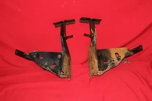 1971-1972 Riviera Bumper Brackets - Foto 1 di 1