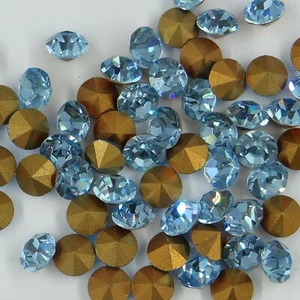1100 SS29 AQ: 4 Swarovski Strasssteine konischer Boden SS29 (6,2mm) AQUAMARIN - Bild 1 von 4