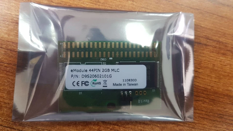 LOT OF 3 PCS. INNO D9S20602101G 44 PIN 2GB MLC  - Image 1 of 1