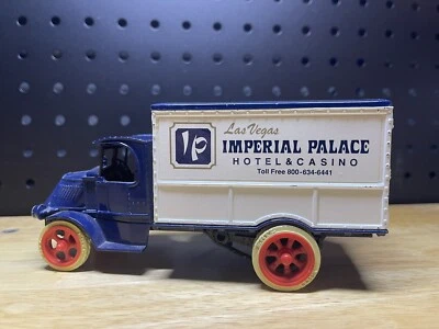 ERTL DIE FUND METAL CAMIÓN MONEDA BANCO 1926 MACK BULL DOG IMPERIAL PALACIO CASINO Foto 1 de 4