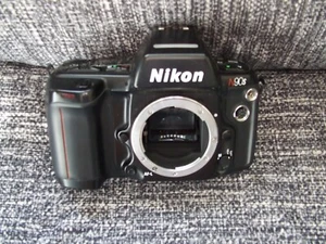 Nikon N90s 35mm SLR Film Camera Black Body only - Picture 1 of 6