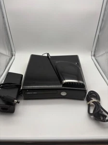 Microsoft Xbox 360 S 250GB con sistema intercooler NYKO - testata e perfettamente funzionante - Foto 1 di 16