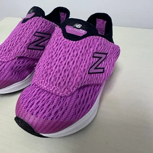 New Balance Fresh V1 Schaumstoff und Haken Schuhe Sneaker Baby Mädchen rosa schwarz Pull Gr. 5 - Bild 1 von 15