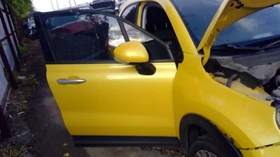 Passenger Front Door Electric 4 Door X Model Fits 16-17 FIAT 500 357347 - Image 1 of 4