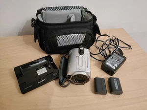 SONY HANDYCAM DCR-SR32E 30Gb HDD Camcorder, Handycam Station, with charger - Picture 1 of 12