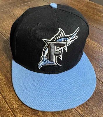 Florida Marlins Vintage New Era 59Fifty 7 1/4 Men’s Fitted Hat MLB Genuine - Image 1 of 4