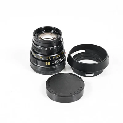 Leica 11819 50mm f2 Summicron-M Lens Black (v.III E39) #307 - Image 1 of 4
