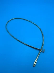 SLIM BELT STRETCHES 25" LONG FUN VINTAGE GOLD COLOR - Picture 1 of 6