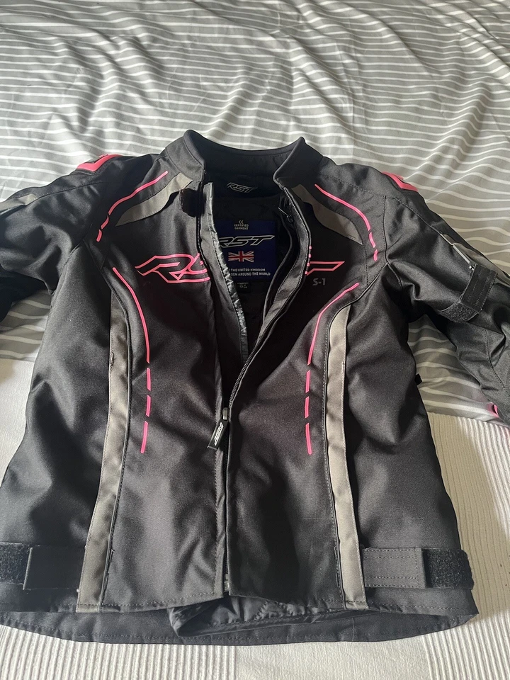 motorcycle jacket and trousers small - Image 1 of 4