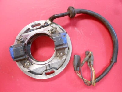 Pulsor de bobina de estator magnético Yamaha TD3 TR3 TZ250 TZ350 322-85543-10 328-85510-11 Foto 1 de 4