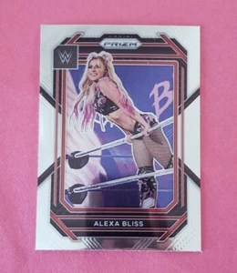 WWE CARD PANINI PRIZM 2023 ALEXA BLISS BASE CARD #139 - Photo 1 sur 2
