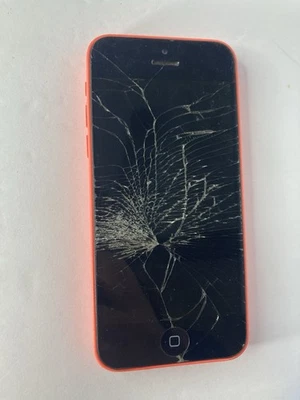 iPhone 5c 8 GB Pink for Parts Not Working - Image 1 of 4