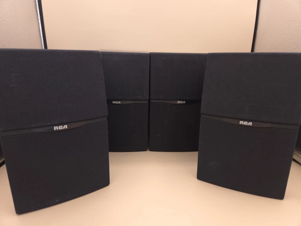 Juego de 4 Altavoces Envolventes RCA RT2250 Solo Gris 80W 6Ohm para Sistema de Cine en Casa Foto 1 de 4