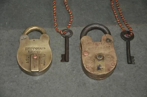 2 Pc Vintage Brass VULCAN & HORRSS Brand Handcrafted Solid Heavy Padlock - Picture 1 of 10
