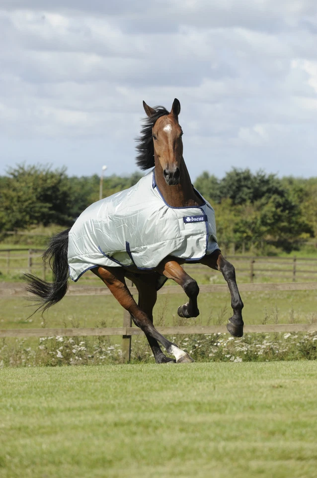 Bucas Power Turnout Light High Neck Regendecke Weidedecke - Größe 115 bis 165